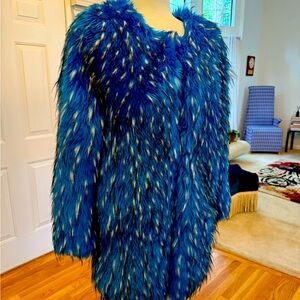 A faux fur coat, that’s both “Hot and Cool!”